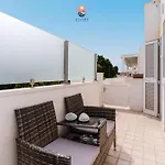بيت للعطل Daisy- Lido Marini By Vivimy أُجينتو